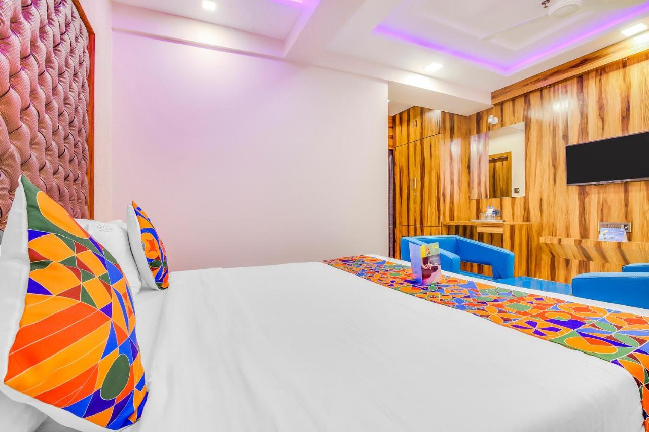 Fabhotel Orion Crystal Park Circus Колката Екстериор снимка