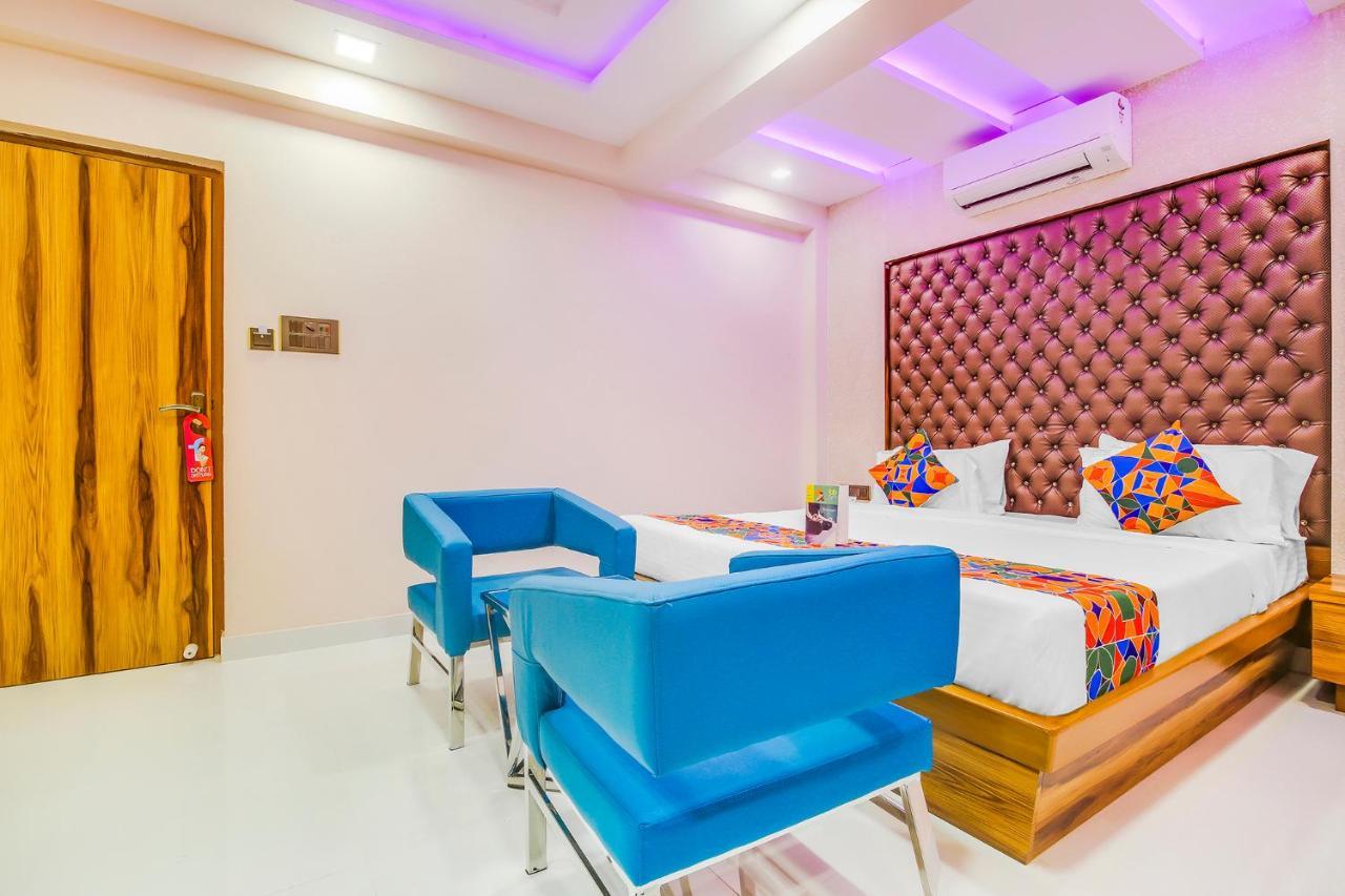 Fabhotel Orion Crystal Park Circus Колката Екстериор снимка